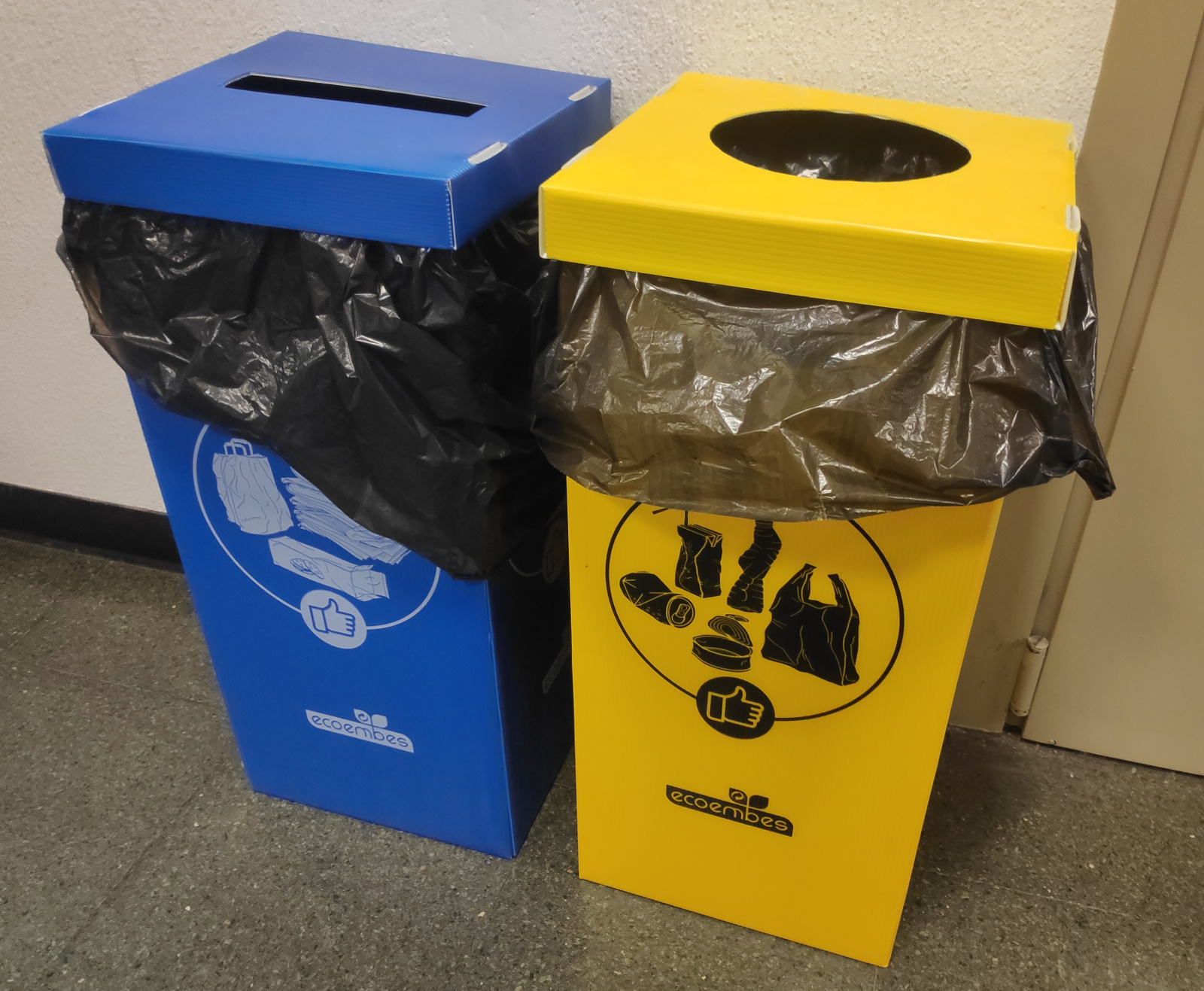 Contenedores de reciclaje y residuos; Tipos, colores y qué va en cada uno